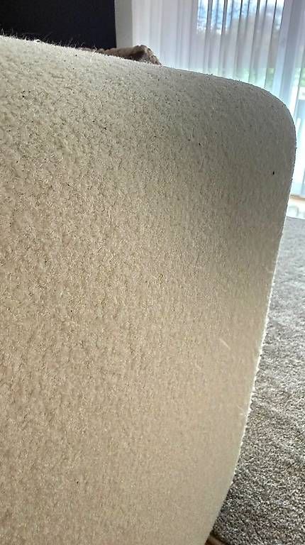 Divani: Sofas (1 Jährig) – Usato da Niederuzwil venduto da B.Ahmedi