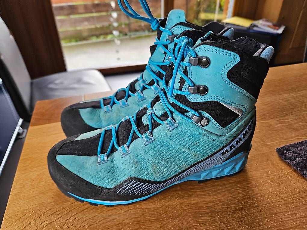 Mammut Chaussures hommes: Mammut Wanderschuhe – D'occasion à Aeschi b. Spiez par Grosam