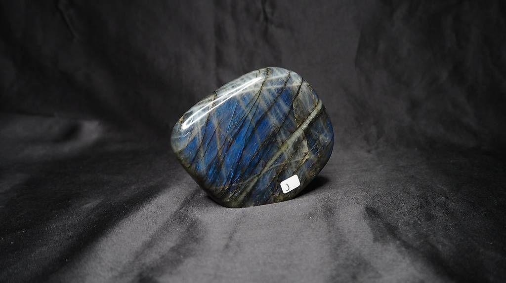 Edelsteine: Labradorite en forme libre (401g) – Neu und originalverpackt aus Granges-Marnand von MineralEclat 1