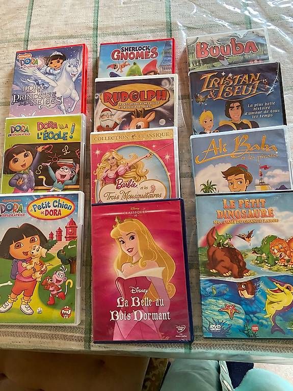 Tutti i DVDs: DVD enfants 80 minutes – Usato da Auvernier venduto da cor_jy2c