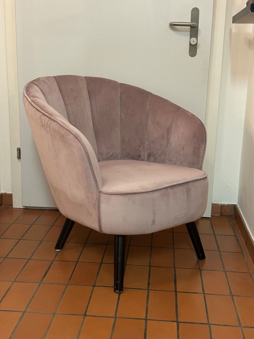 Beliani Sessel: Beliani Sessel DALA Samtstoff Rosa – Gebraucht aus Zürich von cary_444 2