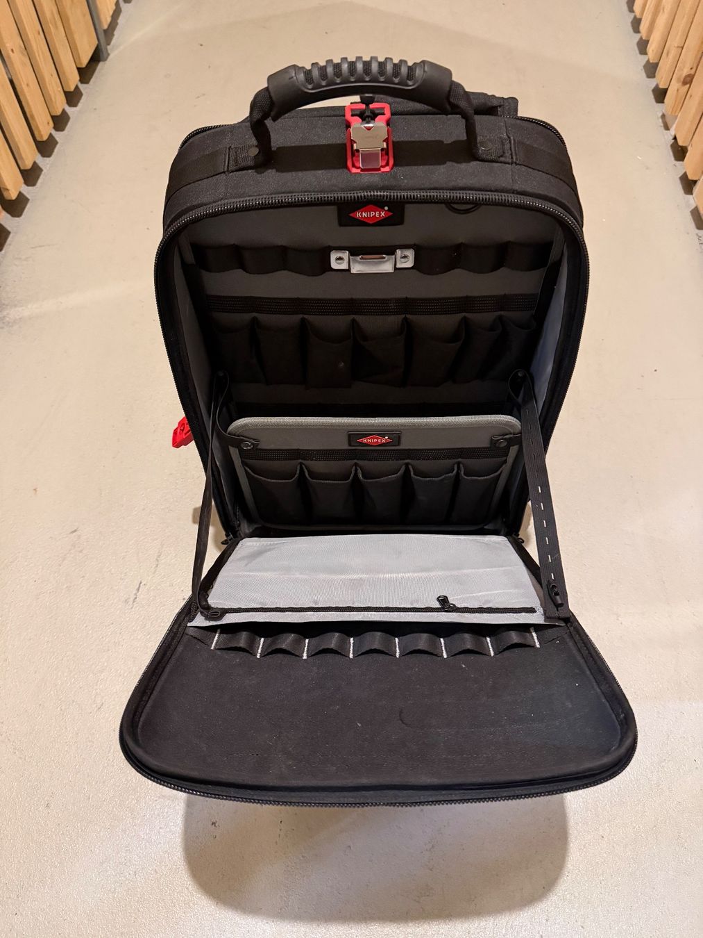 Tutti gli attrezzi: Werkzeugtasche – Usato da Oberglatt ZH venduto da E-yon 1