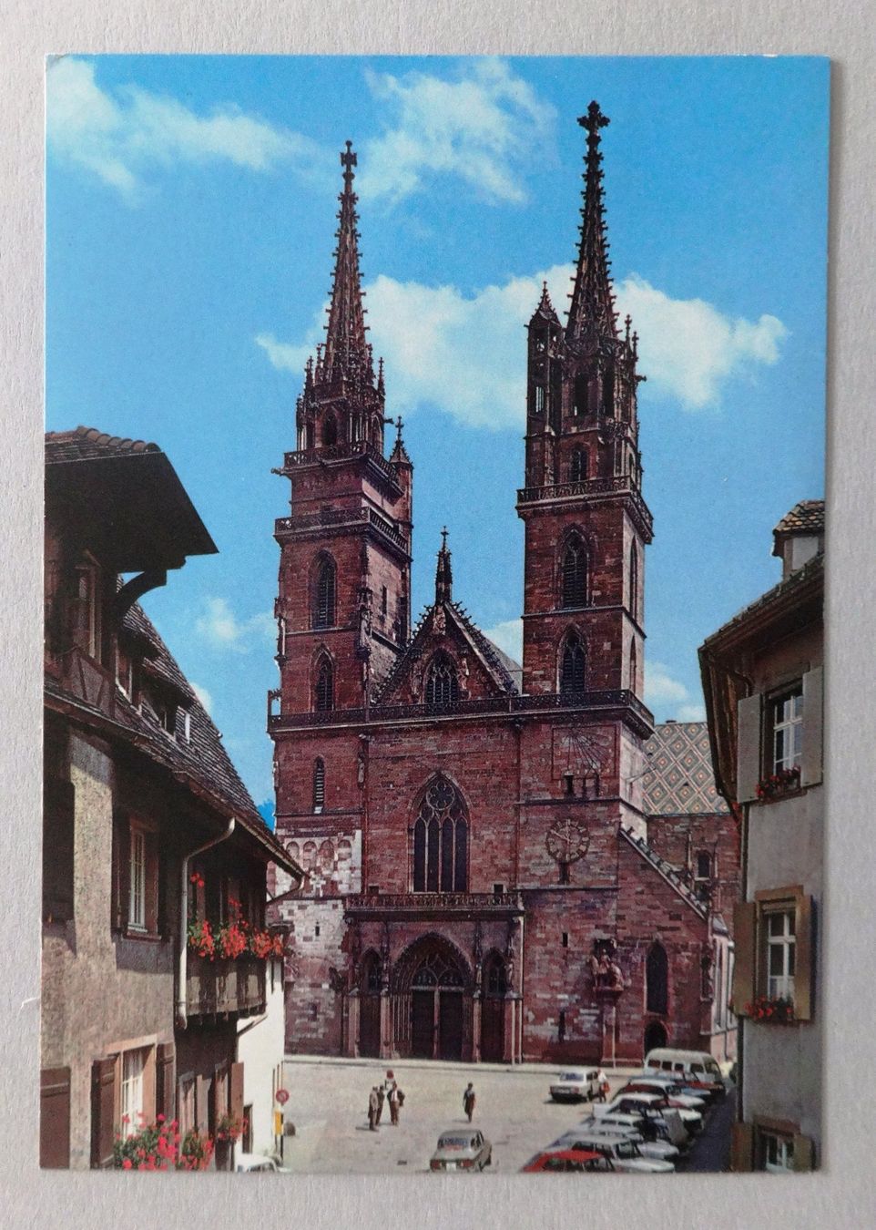 Cartoline postali: Basel/Bâle, Das Münster – Usato da Fétigny venduto da Billy2miny