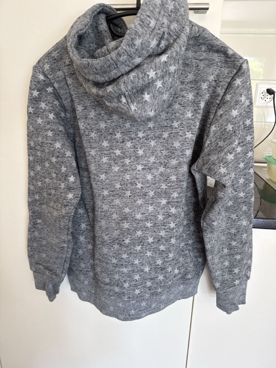 Superdry Maglioni & Felpe: Superdry Kapuzenpulli Sterne Grösse 40 Grau CHF, Top Zu – Usato da Oberglatt ZH venduto da lar_2nv2 1