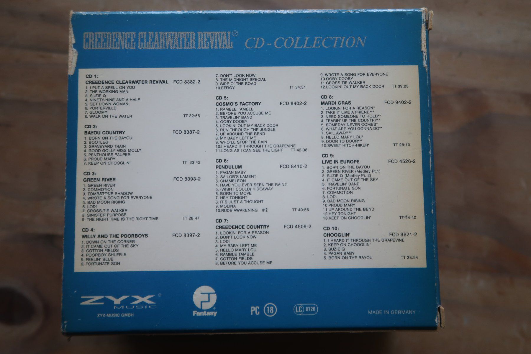 CDs: CREEDENCE CLEARWATER REVIVAL - 10 CD COLLECTION – Gebraucht aus Basel von Patiscat 1
