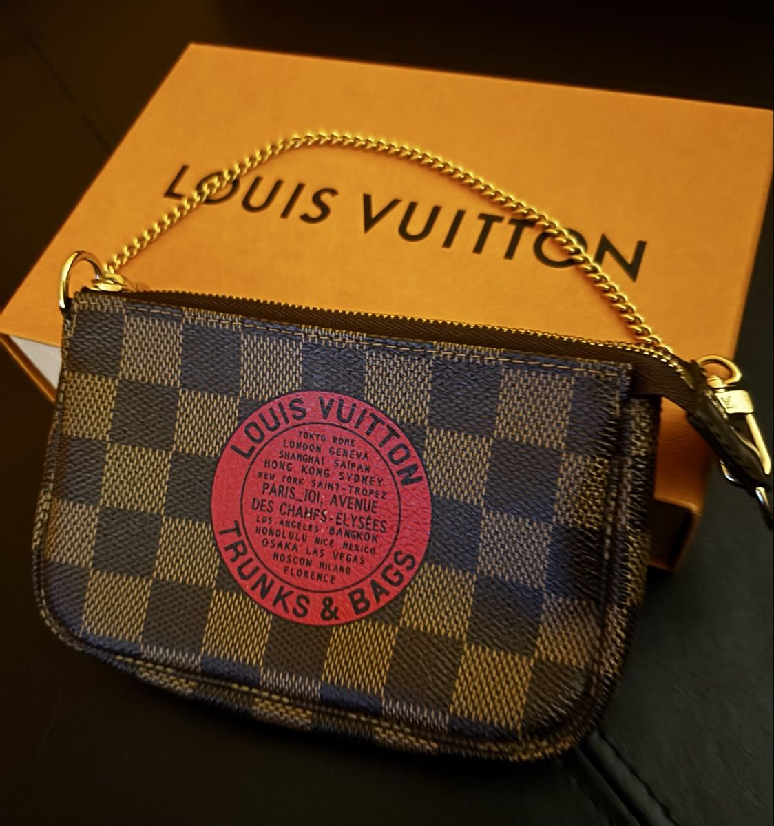 Louis Vuitton Borse da donna: Louis Vuitton Mini Pochette Accessoires – Usato da Speicher venduto da star0841 1