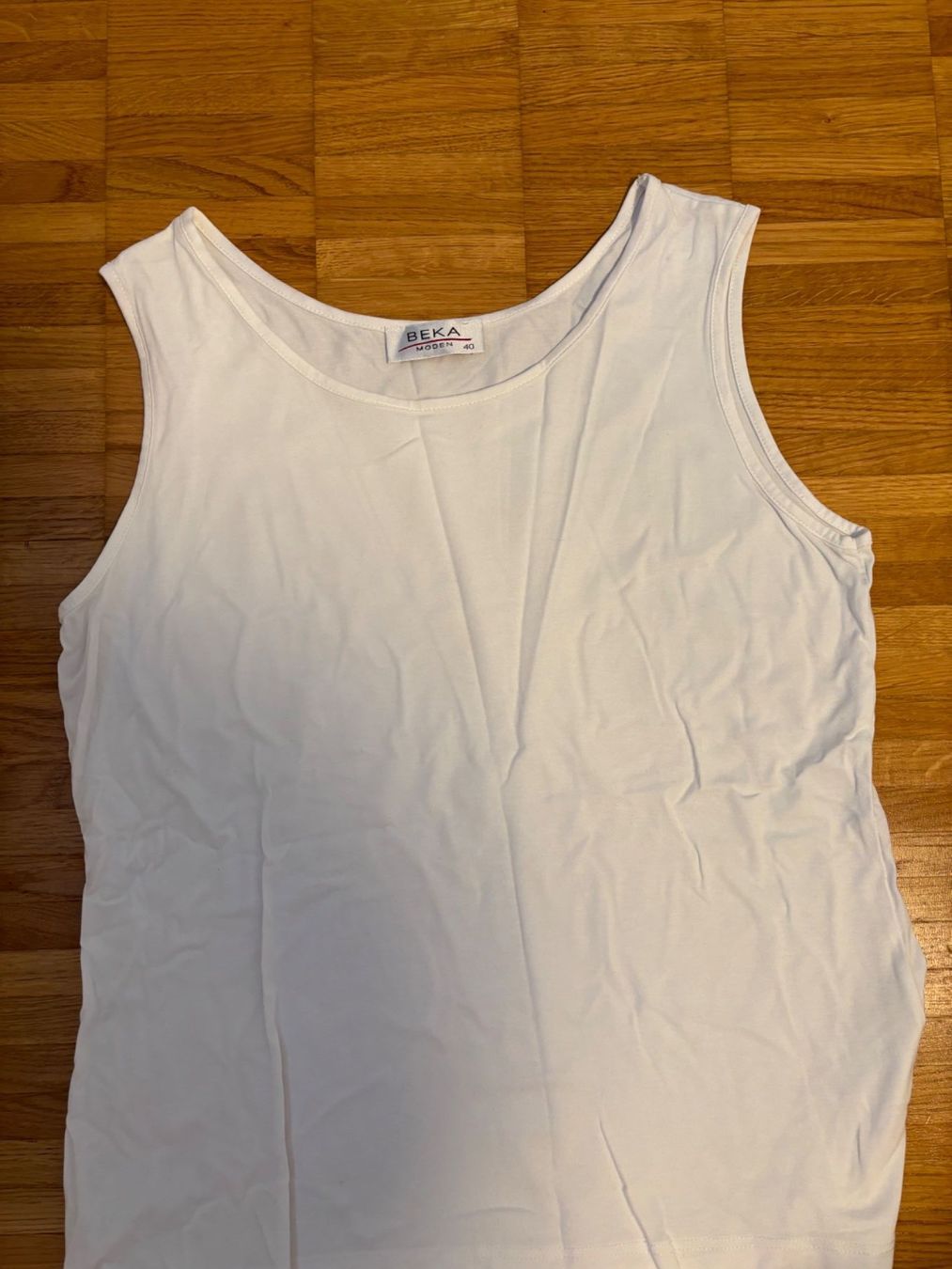 Top: schickes Top, Grösse 40 – Usato da Winterthur venduto da Sunshine143 1
