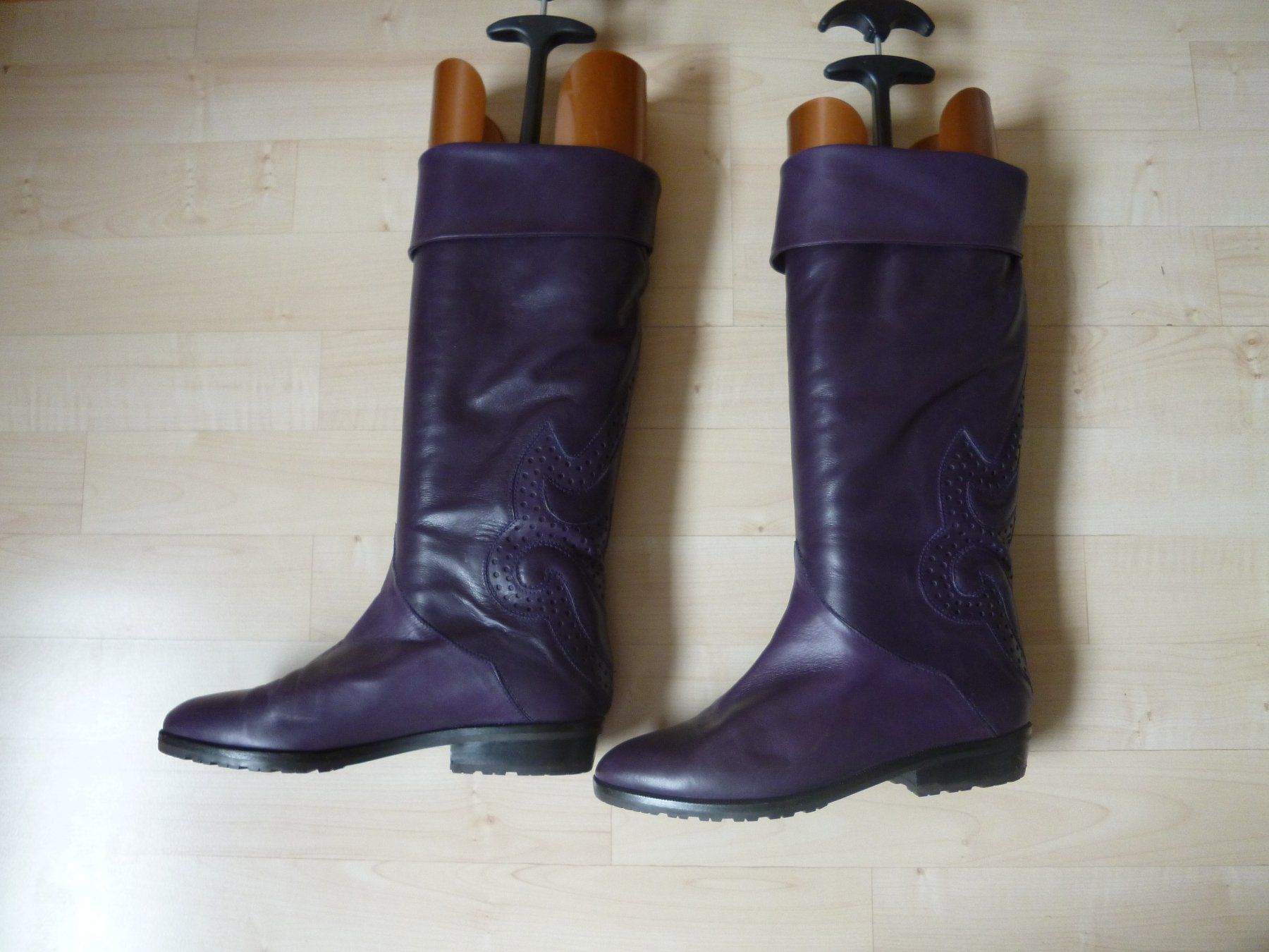 Scarpe da donna: violette Lederstiefel  Brunella  Gr. 36 – Usato da Dättlikon venduto da Mamakuga 1