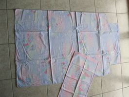 Housse de couette 1.10x80 cm avec coussin + 2 draps housse