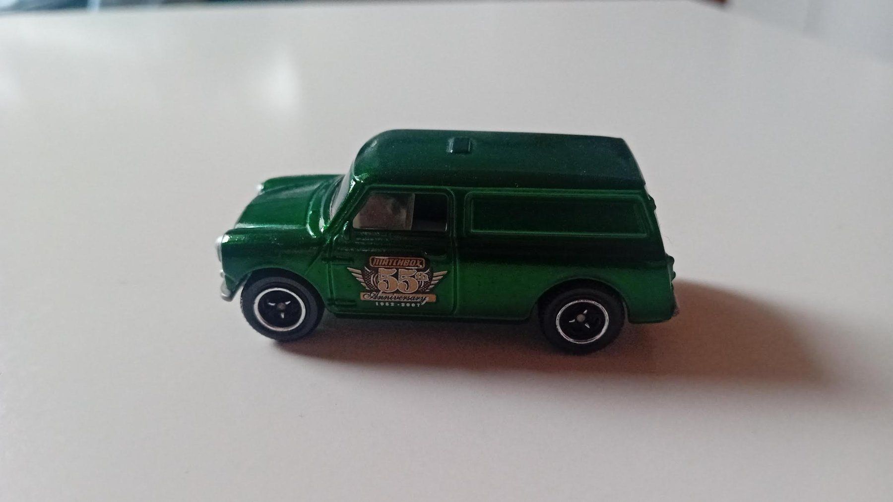 Matchbox Modellini d'auto: Austin Mini Van 1965 1:51 Matchbox – Nuovo (secondo la descrizione) da Salez venduto da Robe12 2