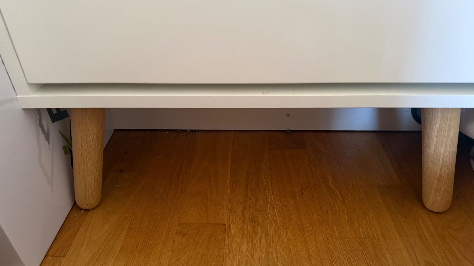 Armadi: White 3-Tier Shoe Cabinet – Usato da Crans VD venduto da let_9v8x 5