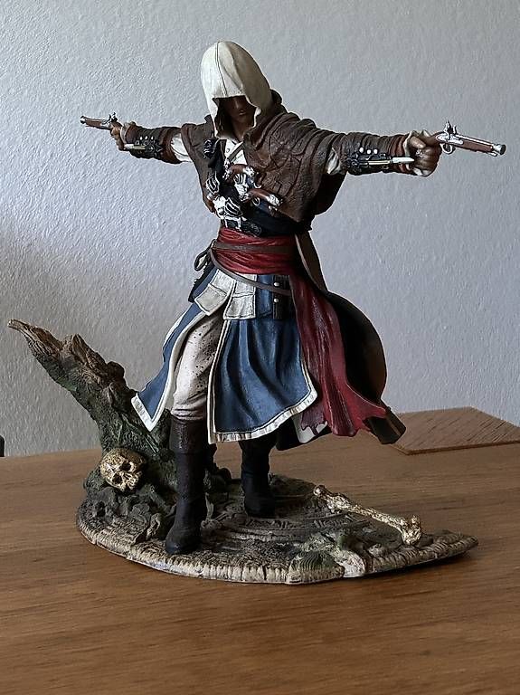 Statuette: Assassin's Creed 4 Figur – Usato da Giswil venduto da Coloss91 2