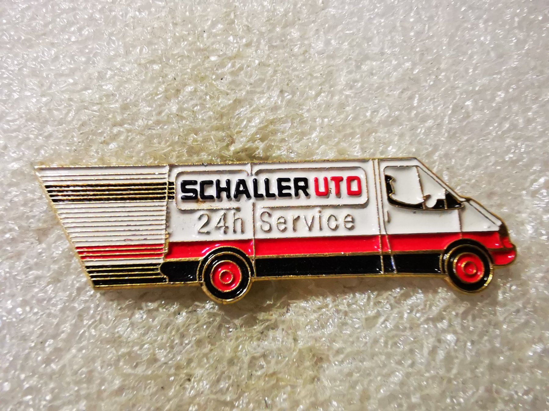Plaketten & Abzeichen: Ansteckpin 95: Schaller Lieferwagen – Gebraucht aus Oppligen von Pin-Fall-Shop