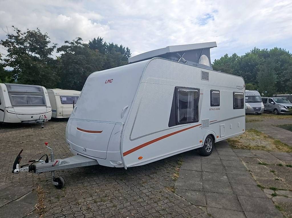 Camping Fahrzeuge: A vendre LMC Style 450 D – Gebraucht aus Belmont-Yverdon von FloridaJeep 1