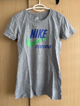 Nike Sportswear Damen T-Shirt Gr. S grau, Top Zustand