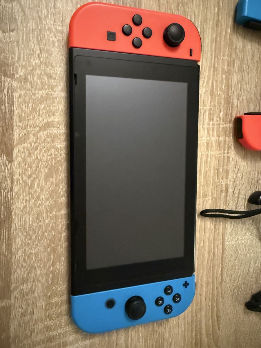 Nintendo Consoles: Nintendo Switch (première version) – D'occasion à Pully par j0nathanstark 2