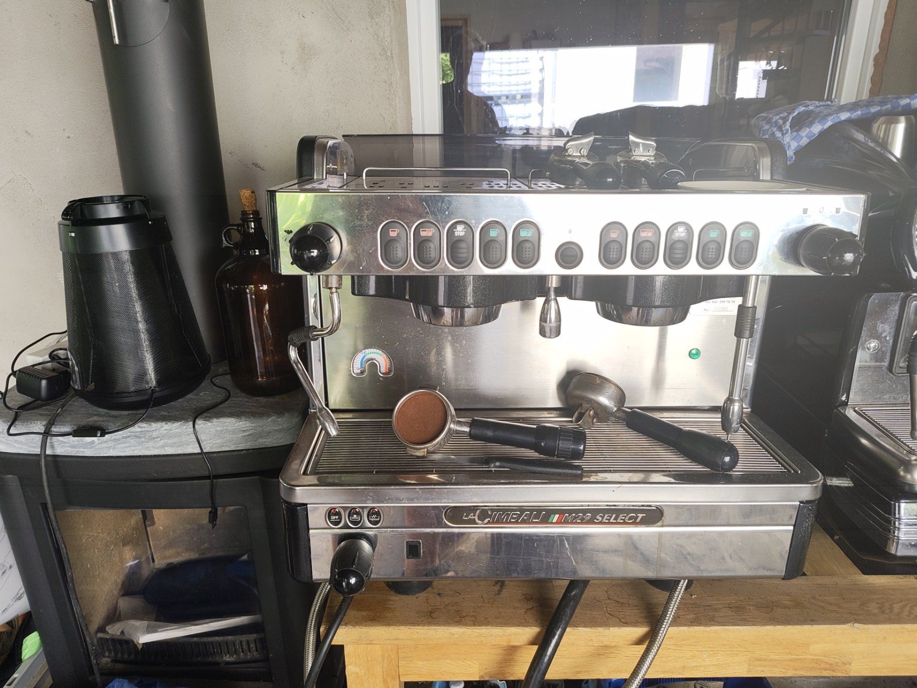 Machines à café & Machines à expresso: Machine espresso La Cimbali M29 Select 2 groupes occasion – D'occasion à Lovatens par Tetonnoir01