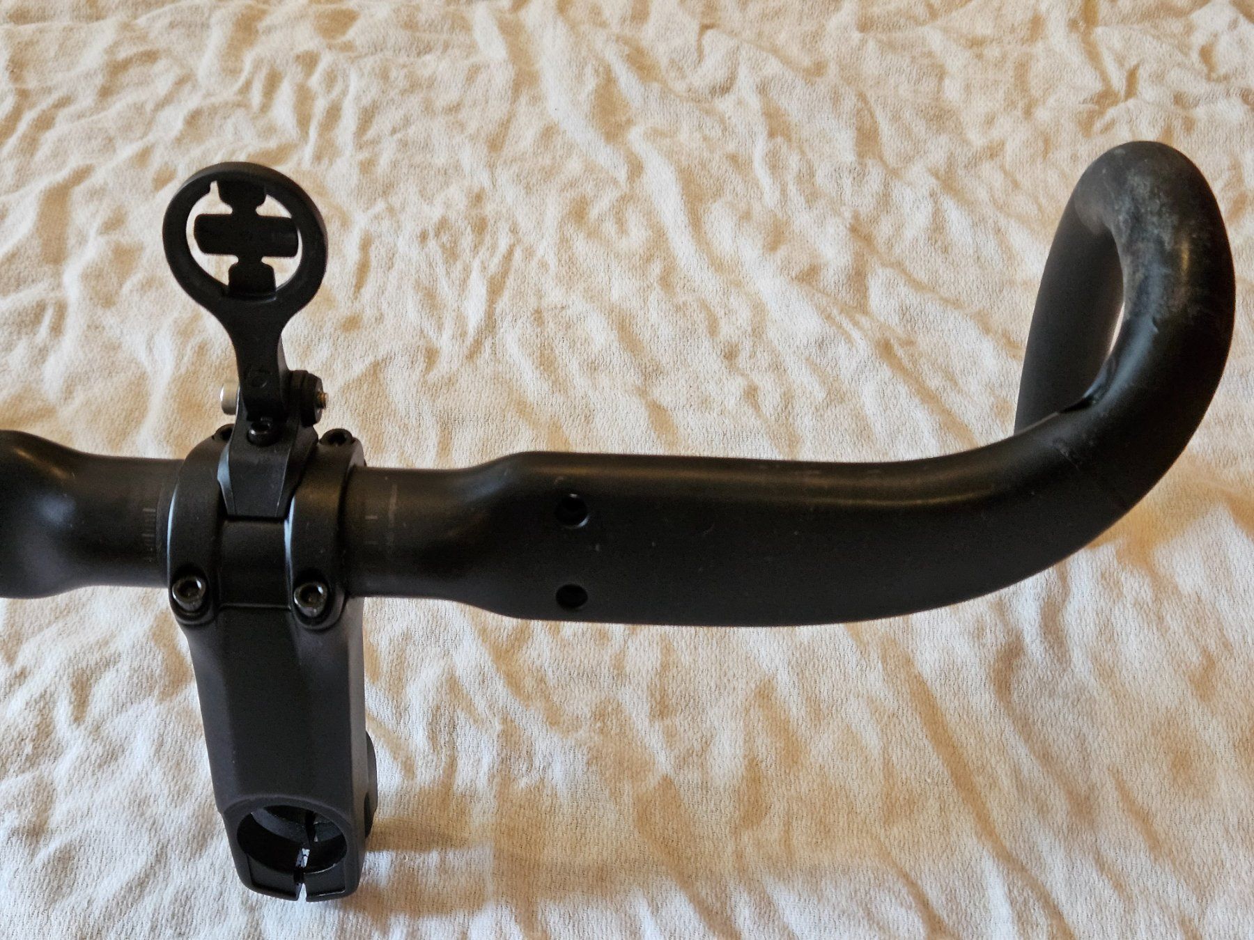 Lapierre Ersatzteile: Cintre Lapierre / potence Colnago et support Garmin – Gebraucht aus Genève von Ocheli 1