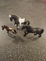 Schleich Pferde Set 3 Figuren mit Sattel