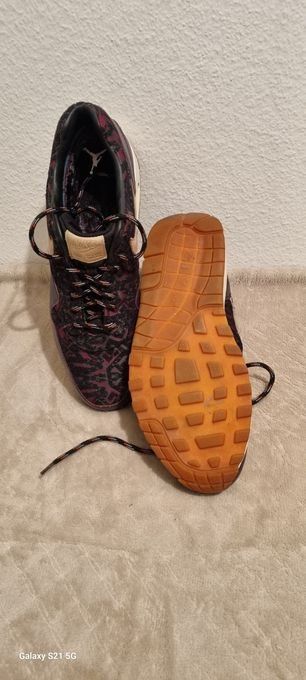 Nike Scarpe da donna: Sneaker  Nike  AIR  Gr. 41 – Usato da Zürich venduto da Big 2