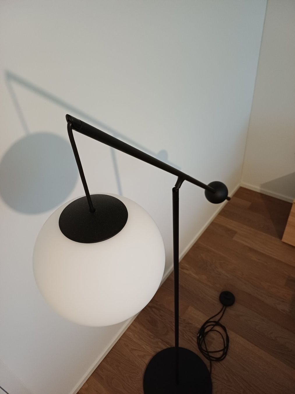 Lampade: Stehlampe Malamata Floor design Schulab von Luceplan – Usato da Wiesendangen venduto da jan_jd8j 5