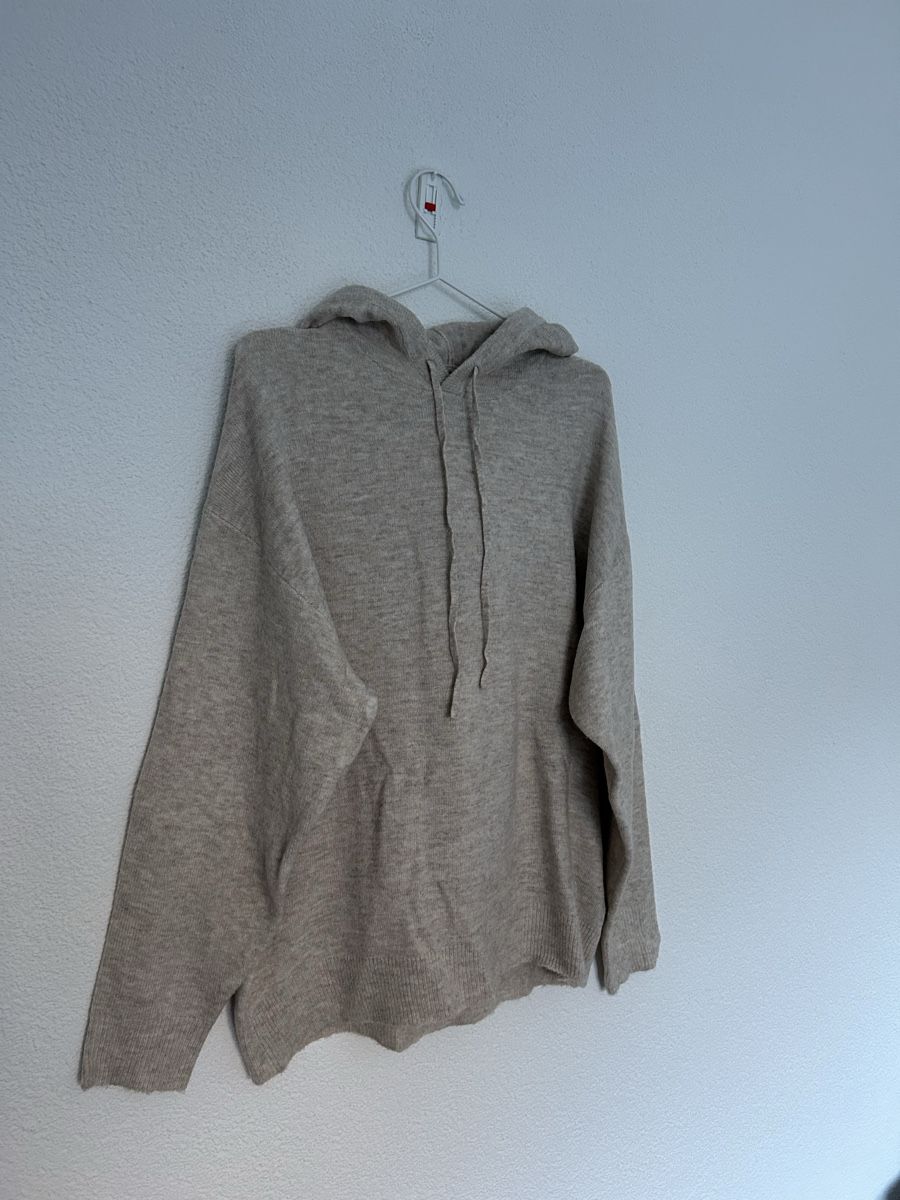 Maglioni & Felpe: Strickpullover mit Kapuze, Beige, Grösse M – Nuovo (secondo la descrizione) da Chur venduto da faja7000 1