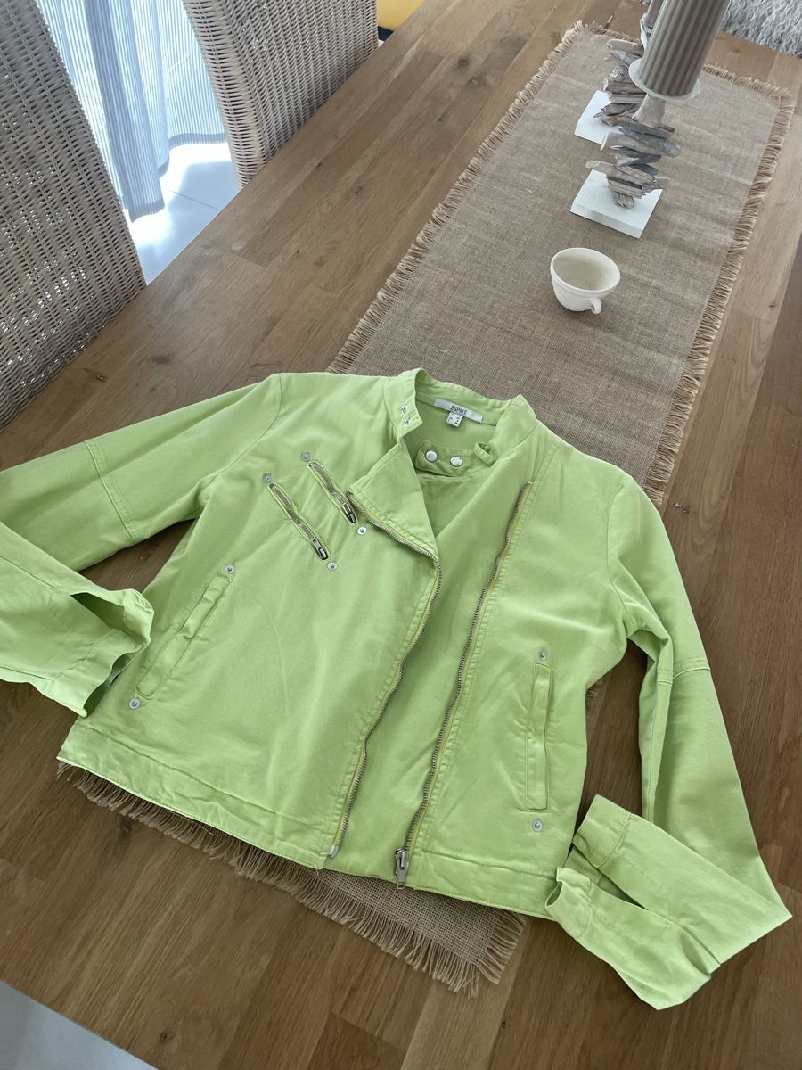 Esprit Giacche: Esprit Jacke.Grösse 36. Neuwertig!! – Nuovo (secondo la descrizione) da Dübendorf venduto da jlu_r7hz 2