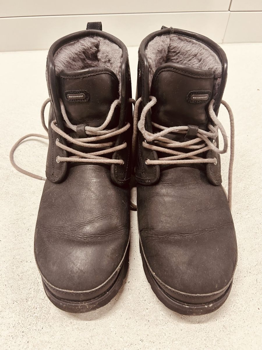 Scarpe per cavalli: UGG winter boots size 44 – Usato da Zürich venduto da ivanhoe58 1