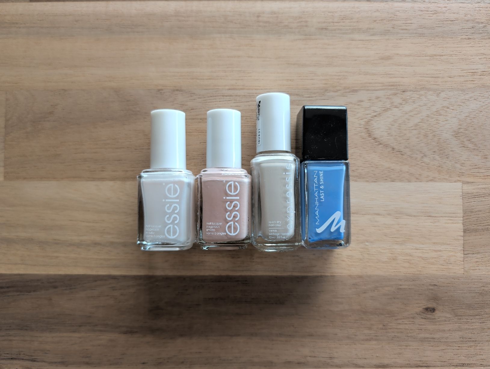 Essie Smalto per unghie: Essie Manhattan Nagellack – Usato da Winterthur venduto da cinmyr