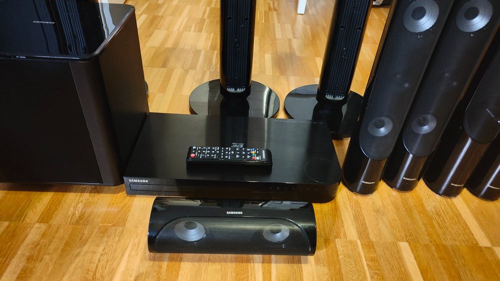 Samsung Surround System + 3D Blu-ray Player J5500W 5.1 (Gebraucht) in ...