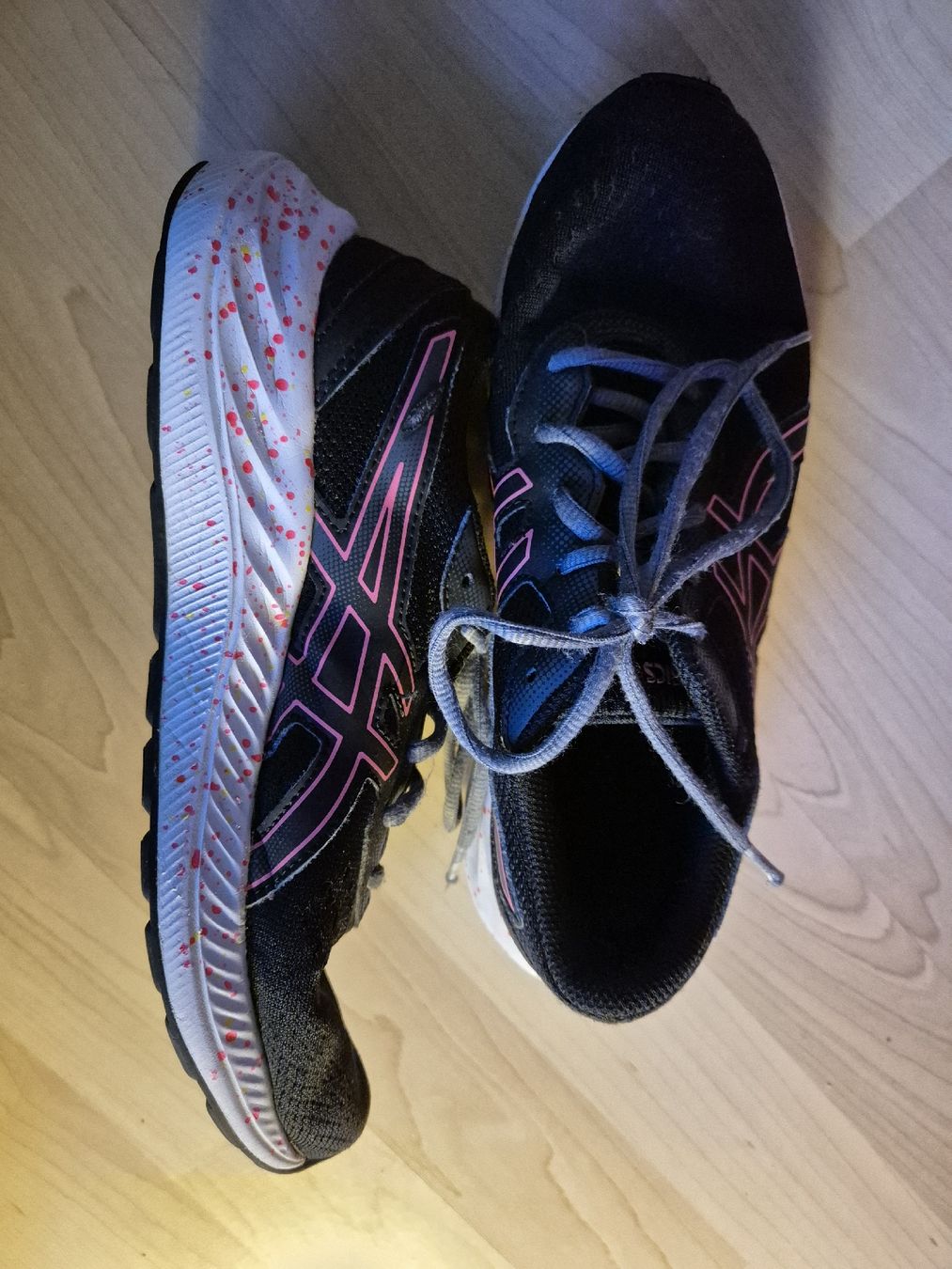 Asics Scarpe da donna: asics Turnschuh schwarz 38 – Usato da Grosswangen venduto da Heka72 3