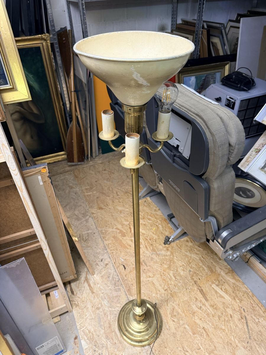 Lampade: Antike Stehlampe ca. 1920 – Usato da Solothurn venduto da NUVICO 3