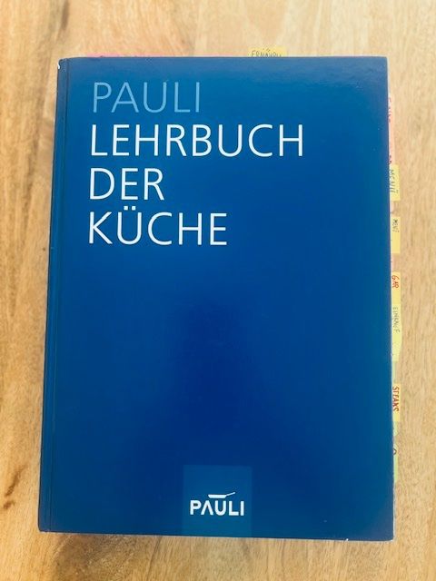 Bücher: Pauli - Das Lehrbuch der Küche – Gebraucht aus Buchs SG von sabse22