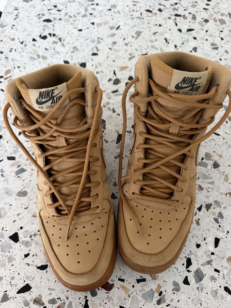 Nike Chaussures hommes: Nike Air Force 1 Mid Gr 40 – D'occasion à Zürich par bgg