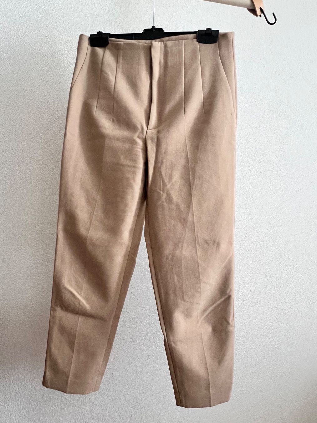 Hosen: Zara beige Hose Grösse 38 – Gebraucht aus Zürich von lexi_alex 1