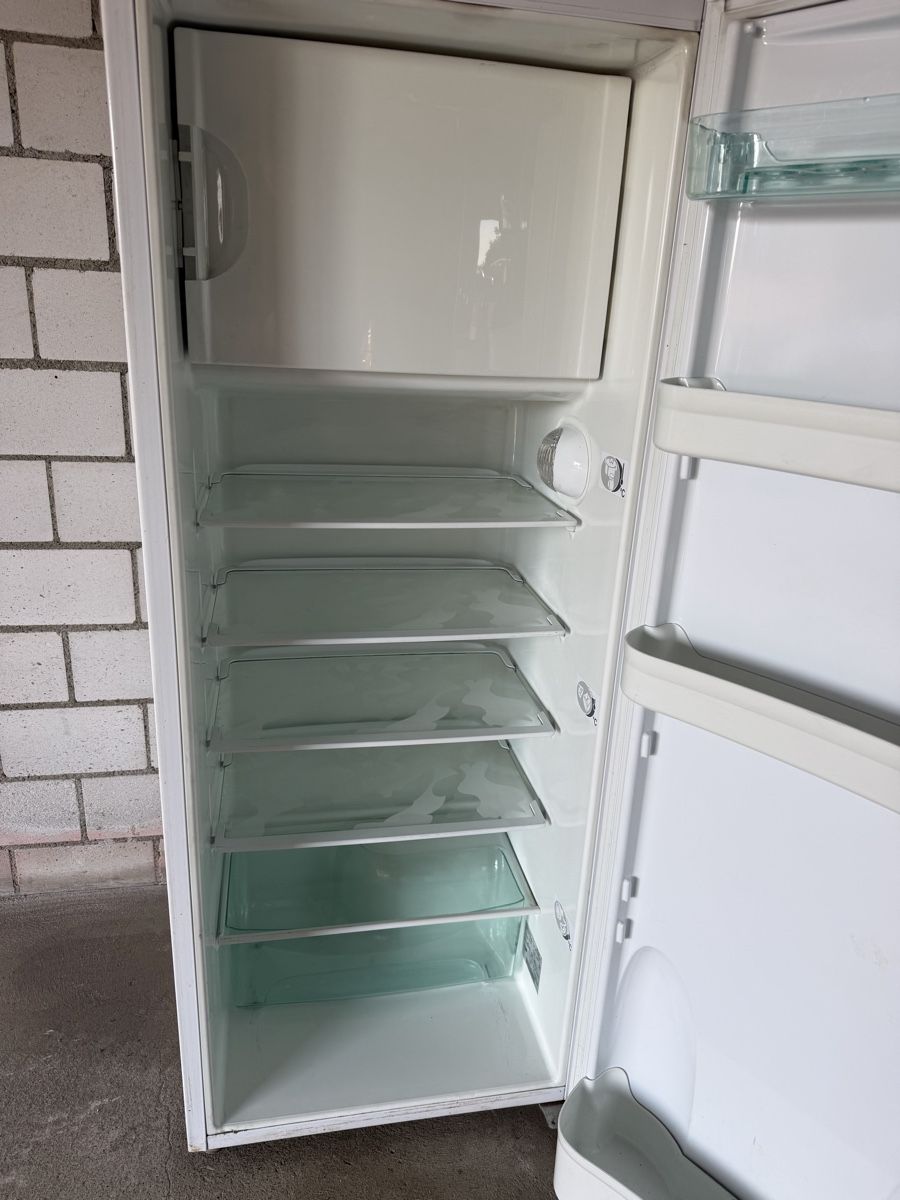 Réfrigérateurs: Kühlschrank  – D'occasion à Hittnau par Dbitte 2