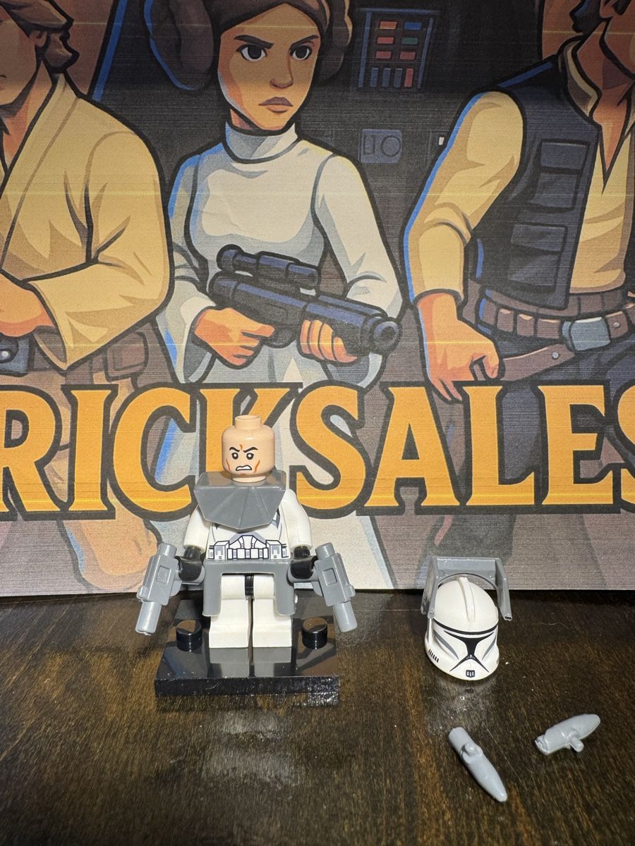 Star Wars Statuette: Star Wars Clone Trooper Captain Phase 1 Figur Lego-Komp. – Nuovo (secondo la descrizione) da Zufikon venduto da BrickSales 2