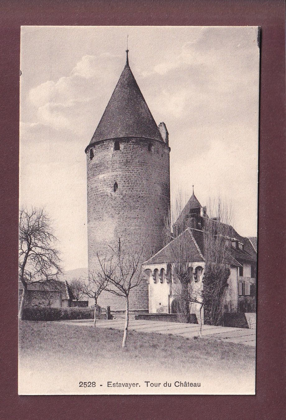 Ansichtskarten: ESTAVAYER - Tour du Château – Gebraucht aus Pully von nicecards