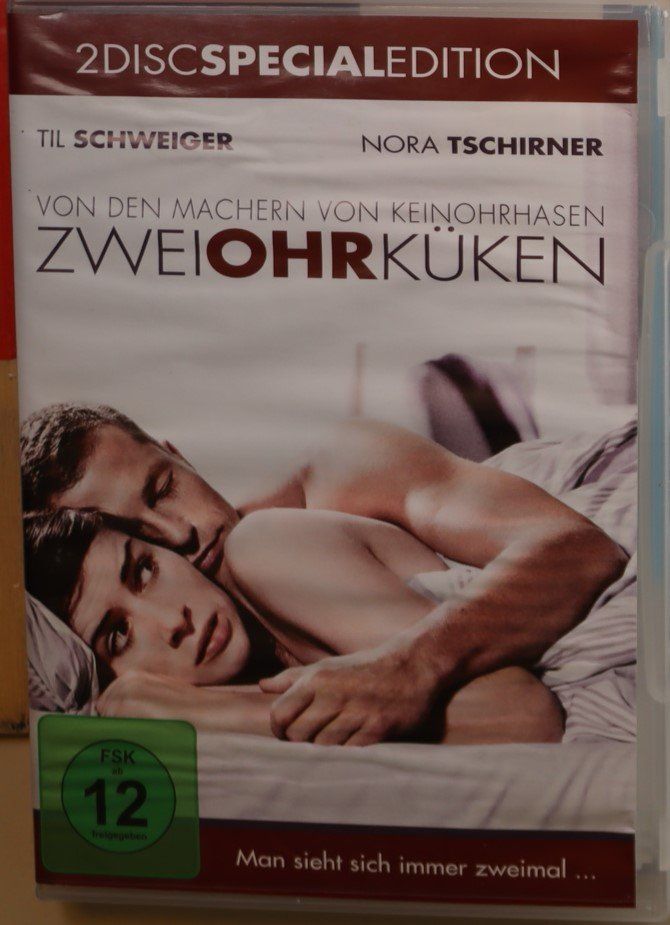 Tutti i DVDs: Zwei Ohrküken – Usato da Luzern venduto da CONTENTI