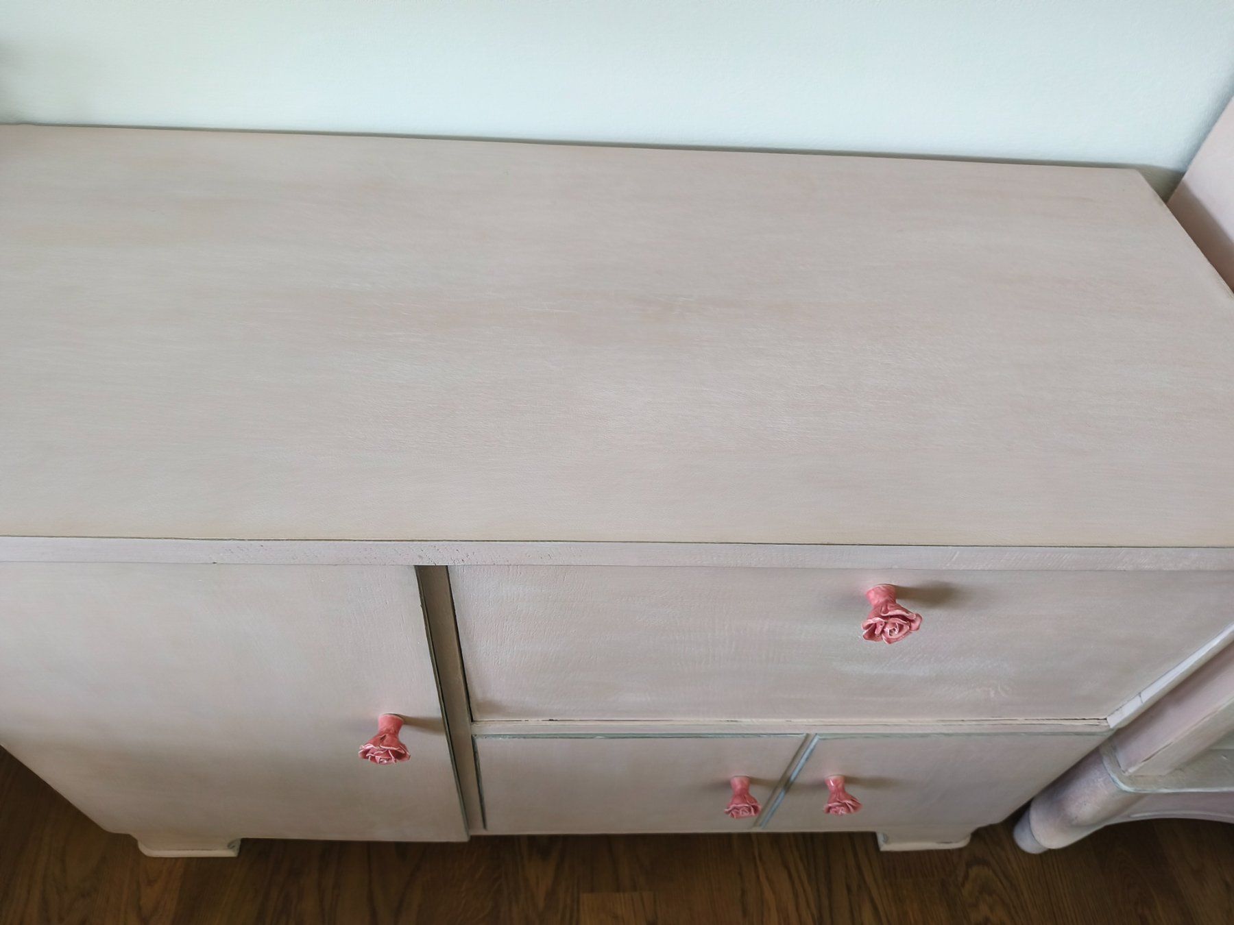 Kommoden: Retro Kommode shabby chic puderrosa – Gebraucht aus Zürich von Jul69 2