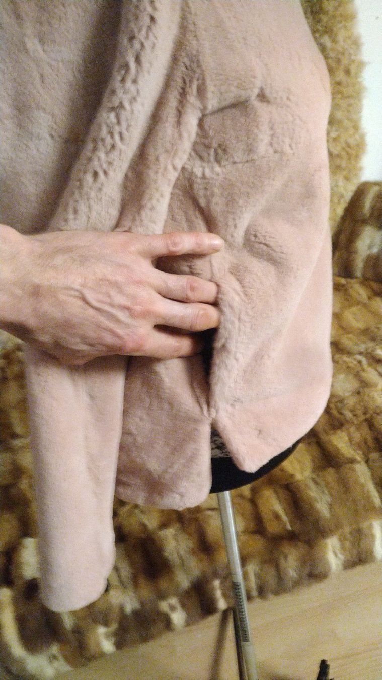 Coach Giacche: Pelz Pullover Poncho rabbit echt COACH – Nuovo e nell'imballaggio originale da Obergösgen venduto da crystalfox 3