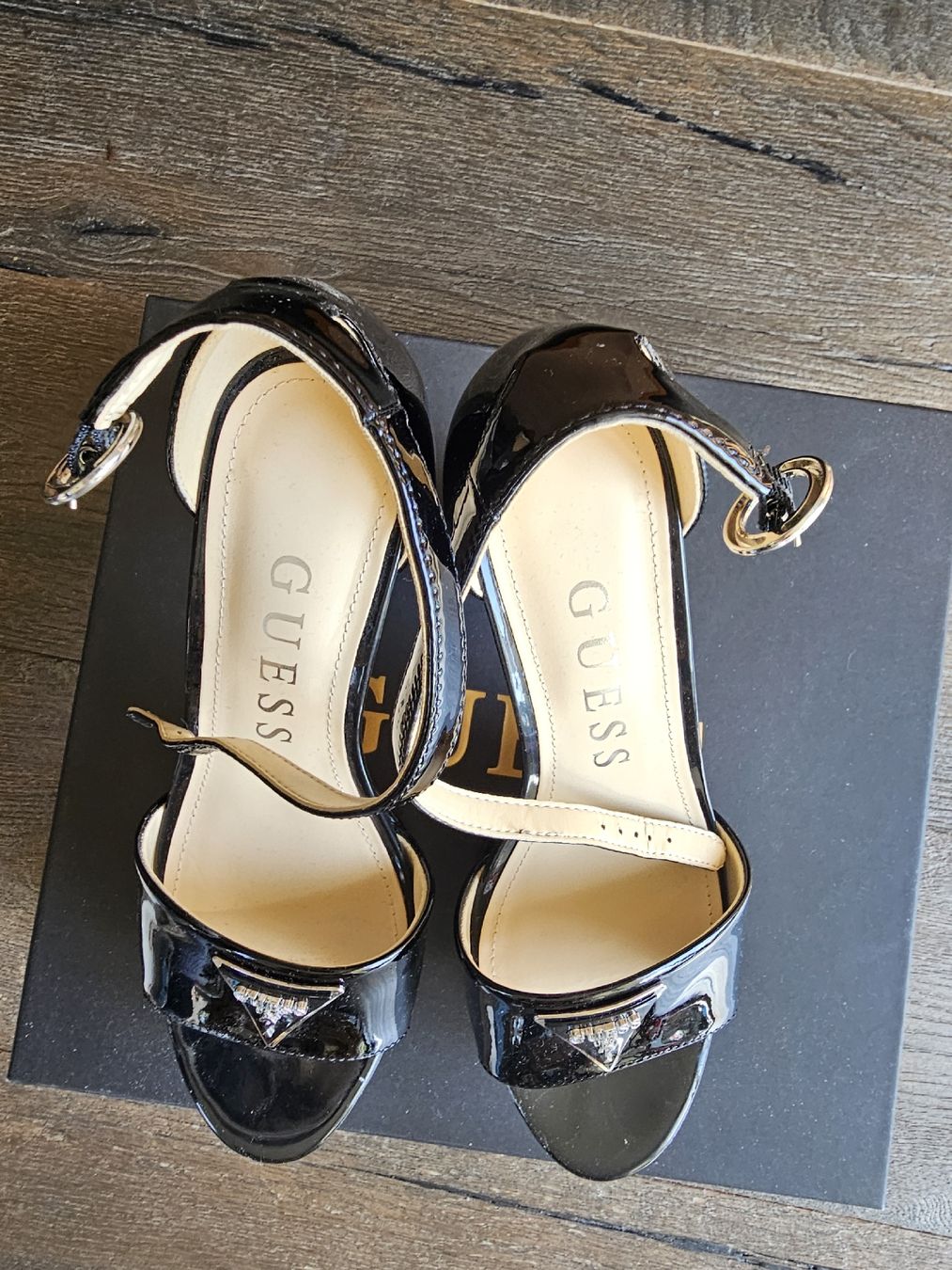 Guess Scarpe da donna: Guess High Heels – Nuovo (secondo la descrizione) da Cologny venduto da Selin34
