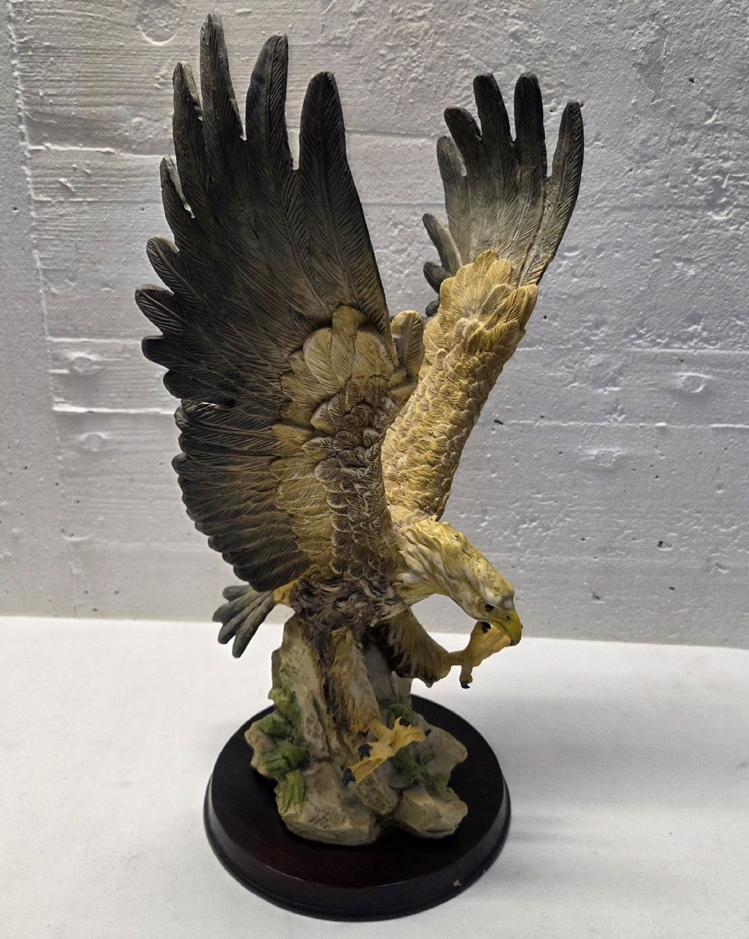 Statuette: Adler Figur auf Sockel  – Usato da Stans venduto da Ducati16