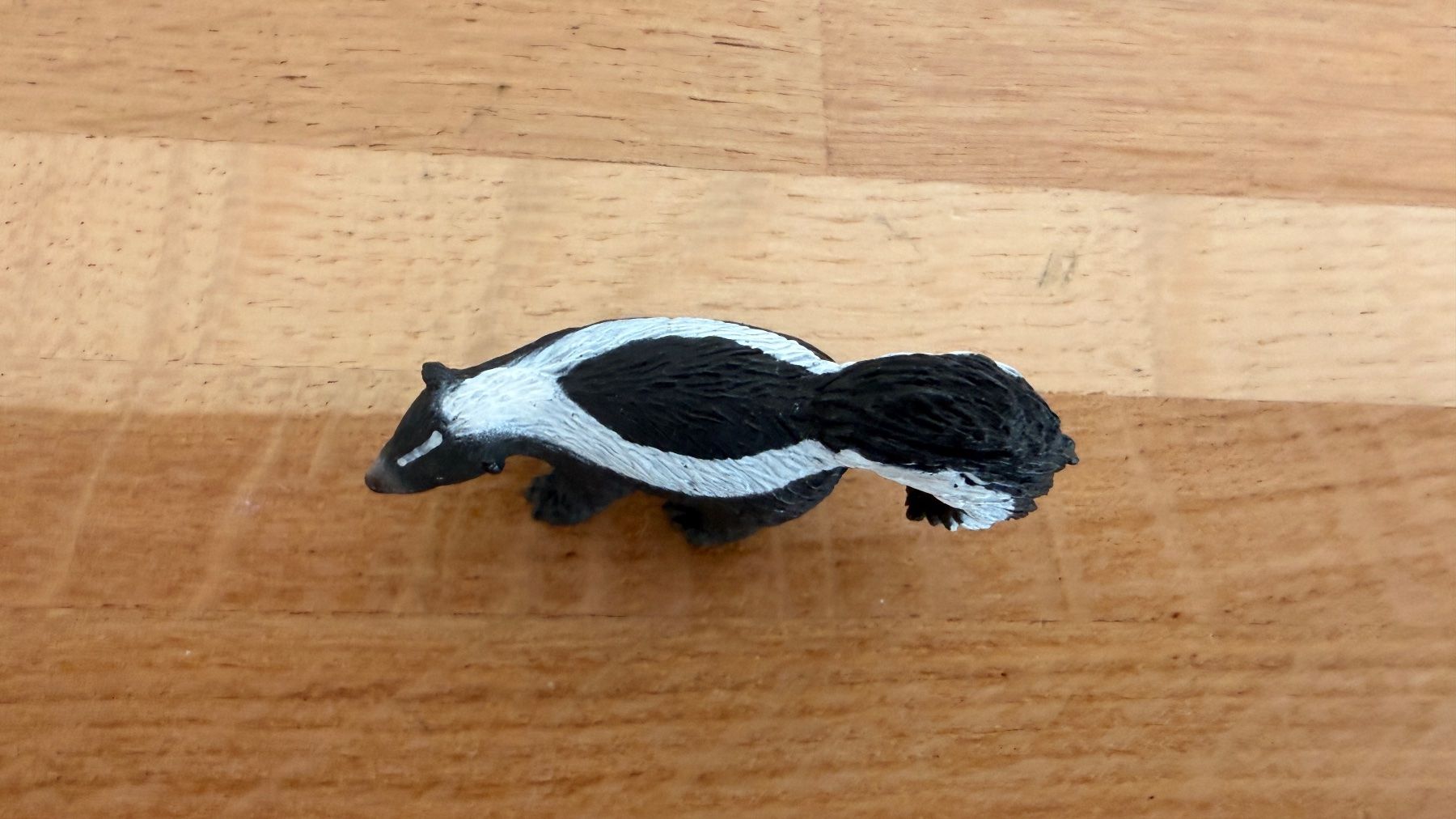 Schleich Spielzeuge: SCHLEICH - Stinktier 14672 – Gebraucht aus Winterthur von Secondhand-Family 5