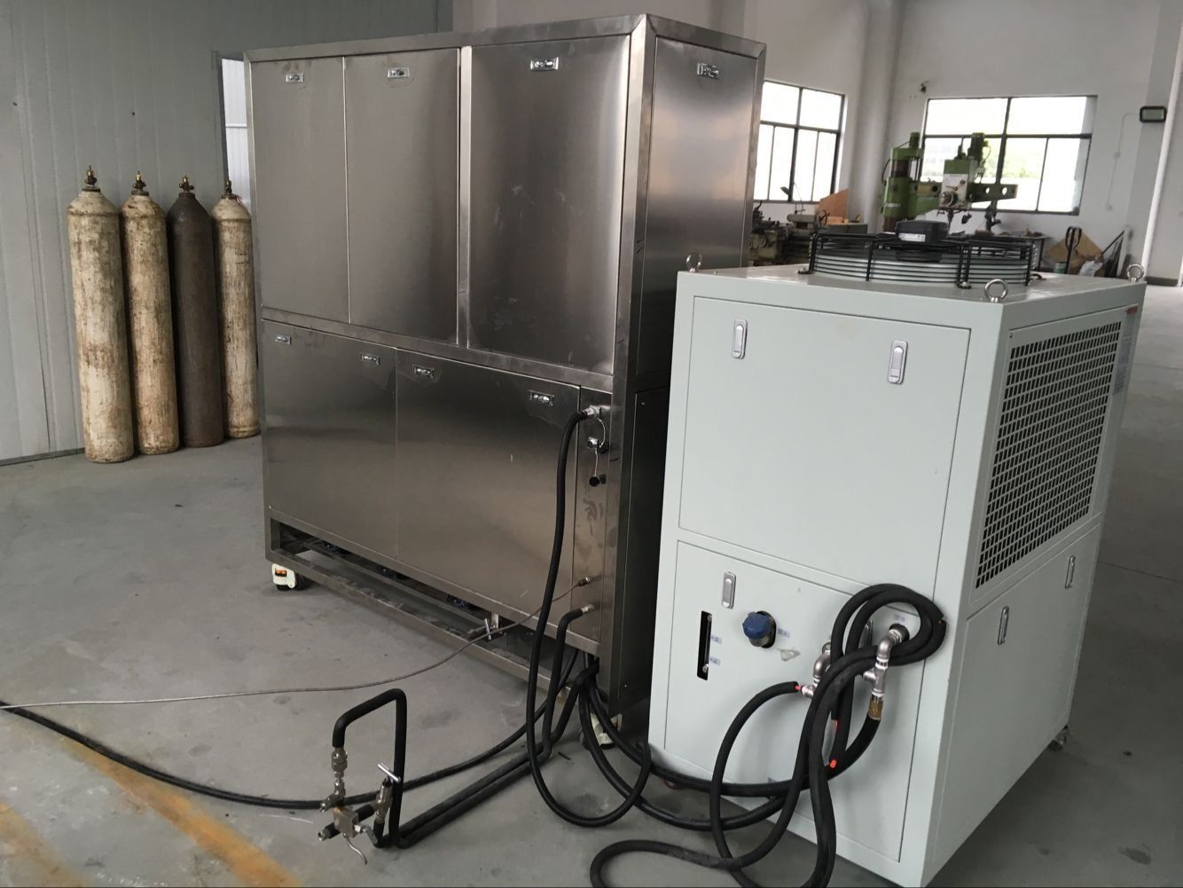 Alle Maschinen: 7L+7L Superkritische CO2-Extraktion Maschine – Gebraucht aus Wolhusen von SolarHub-Outlet 3