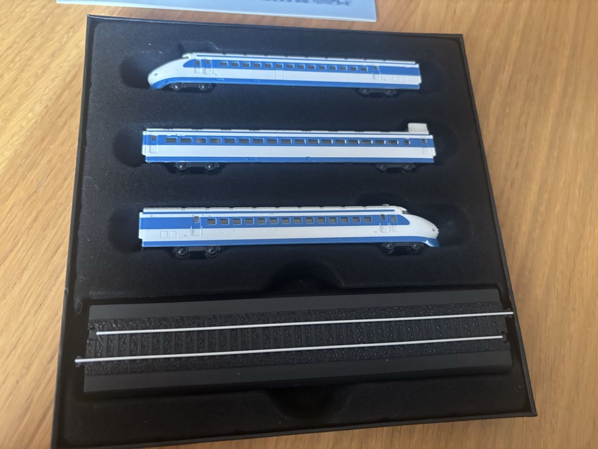 Shinkansen Modellini di ferrovie: Mini train tokaido shinkansen – Nuovo e nell'imballaggio originale da Orbe venduto da car_8grw 2