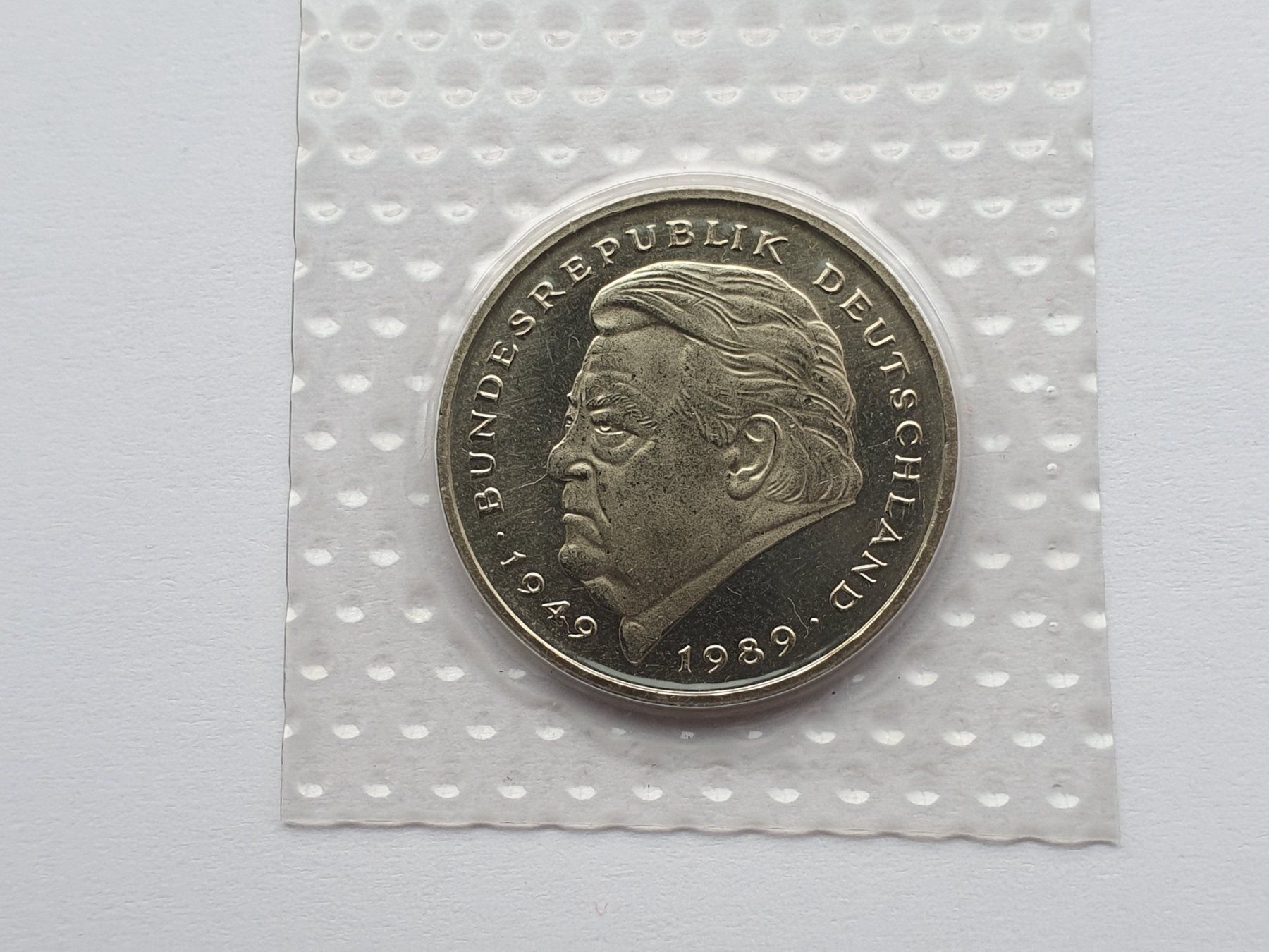 Tutti le monete: 2 DM 2001 G Stgl – Nuovo (secondo la descrizione) da Pravidondaz venduto da LVtik