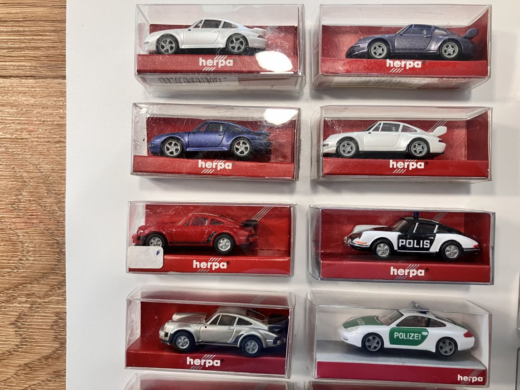 Modellini d'auto: Modellautos 1/87, originalverpackt Versch. Modelle, Oldtimer – Usato da Oberweningen venduto da LSP72 5