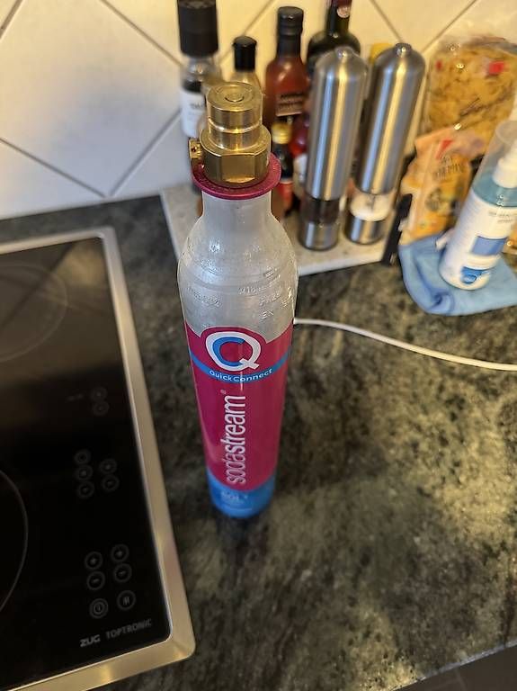 Elettrodomestici da cucina: SodaStream Quick Connect CO-Zylinder  voll – Usato da Kreuzlingen venduto da kev_595t 1