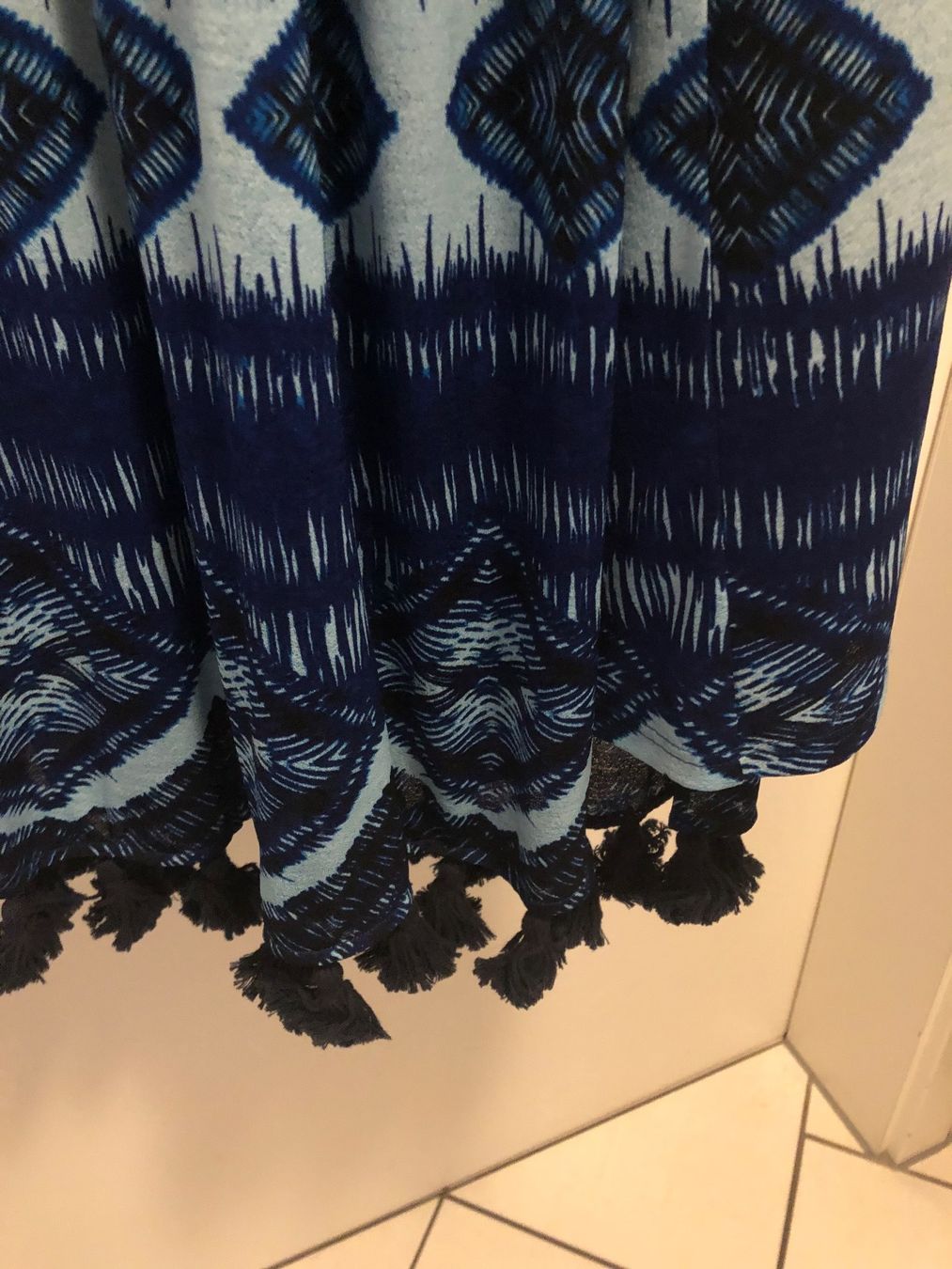 Steffen Schraut Vestiti: Steffen Schraut wunderschönes Kleid LP 320.- – Nuovo (secondo la descrizione) da Buchs-ZH venduto da Frauenkleidermarkt 8